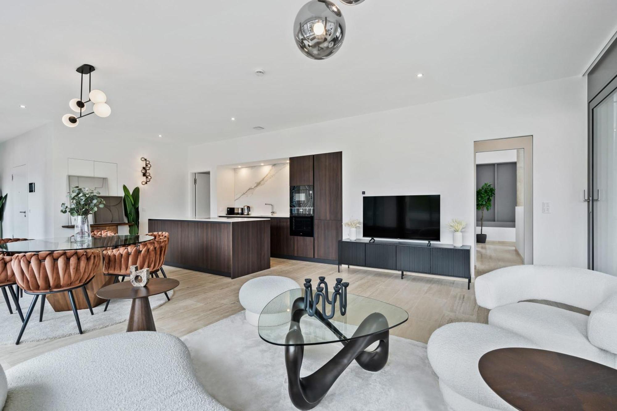 Elegant 2Br With Balcony In Heart Of Luxembourg Exterior photo